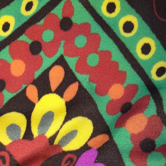 Printed Victoria Secret bikini top Medium - Picture 12 of 12